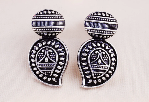 Set Of 12 Oxidized Designer Stud Earrings With Folding Jewelry Box